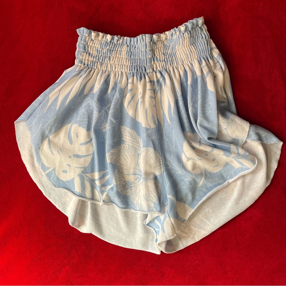 Wildfox Women's Elastic Waist Lightweight Blue/White Tropical Floral Shorts XS